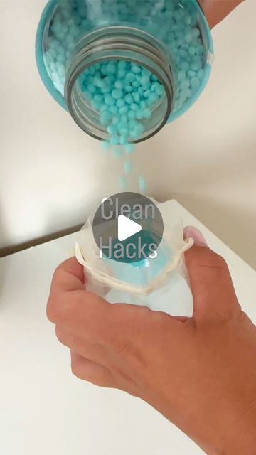 Ira / Motherhood / lifestyle on Instagram: "Collection clean hacks 🫧 Which one did you like more? #cleaning #clean #cleanhacks #tips #hacks #fypage" Deep Cleaning Hacks Tips And Tricks, Best Cleaning Products Housekeeping, Cleaning Inspiration Videos, Wall Cleaning Hacks, House Cleaning Tips And Tricks, House Cleaning Hacks, Kitchen Cleaning Tips, Clean Hacks, Cleaning Hacks Tips And Tricks