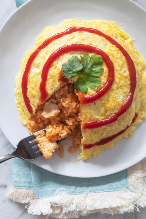 Rice Plating, Japanese Omurice, Ketchup Chicken, Rice Omelette, Fluffy Omelette, Omelette Rice, Japanese Omelette, Chicken Plating, Cooking White Rice