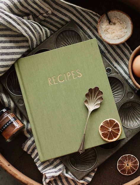 RECIPE JOURNALS Old Recipe Book Aesthetic, Recipe Notebook, Olive Recipes, Heirloom Recipes, Easy Writing, Natural Weave, Pen Design, Food Journal, Idea Board