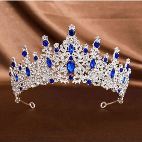 Royal Blue Quince Crown Silver, Blue Quince Tiara, Tiara For Quinceanera, Royal Blue Sweet 16 Decorations, Midnight Blue Quinceanera Theme, Royal Blue And Silver Quinceanera, Crown For Quinceanera, Blue Quince Ideas, Navy Blue Sweet 16