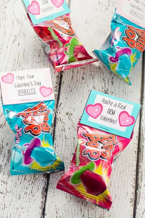 Free Printable Ring Pop Valentines | DIY Valentines for Kids Pop Valentines, Kindergarten Registration, Ring Pop Valentine, Kid Valentines, Valentines Diy Kids, Valentines Treats, Saint Valentin Diy, Ring Pops, Valentines Bricolage