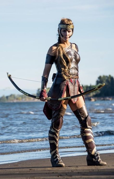 Amazonian Women Warriors, Amazon Woman Warrior, Amazon Warrior Women, Woman Costume Ideas, Female Warrior Costume, Amazon Warrior Costume, Amazons Wonder Woman, Woman Warriors, Amazon Woman