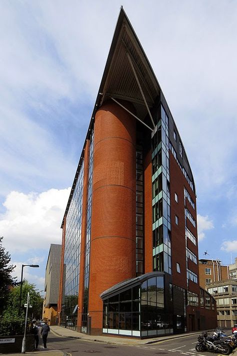 Keyworth Centre, London South Bank University, Elephant & Castle, Southwark, London Southwark London, London South Bank University, Elephant And Castle, South Bank, Daily Photo, Skyscraper, Multi Story Building, Castle, University