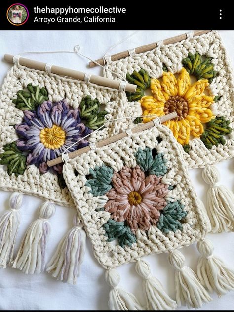 Floral Granny Square, Crochet Wall Art, Crochet Wall Hangings, Mode Crochet, Fiber Artist, On Writing, Crochet Decoration, Crochet Stitches For Beginners, Crochet Cushions