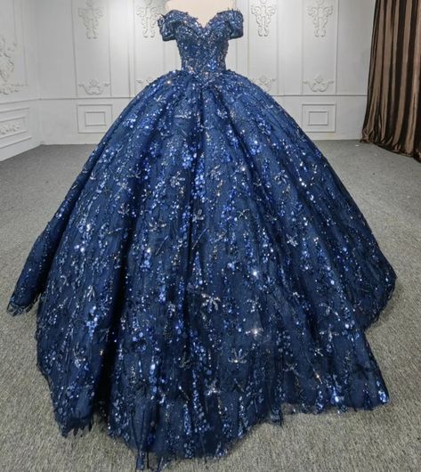 Navy Blue Quinceanera Ideas, Dark Blue Quinceanera Dresses, Blue Quinceanera Ideas, Cowgirl Wedding Dress, Royal Blue Quince, Xv Dresses, Sweet 15 Party Ideas Quinceanera, Debut Dresses, Quinceanera Themes Dresses