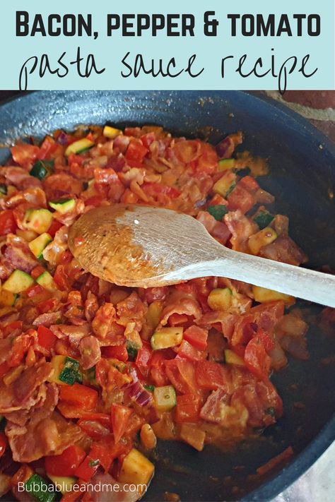 Easy bacon pepper and tomato pasta sauce recipe plus ideas for how versatile it can be with other dishes it can be used for. Pasta Sauce Recipes Tomato, Green Pepper Recipes, Slow Cooker Bacon, Pepper Pasta, Easy Bacon, Tomato Pasta Sauce, Bacon Tomato, Bacon Pasta, Pasta Sauce Recipes