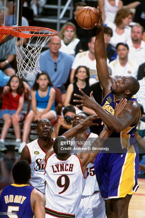 2001 Nba Finals, Shaquille O'neal, Philadelphia 76ers, Nba Finals, Los Angeles Lakers, Philadelphia, Sumo Wrestling, Nba, Wrestling