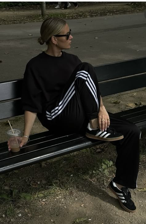 Black And White Track Pants Outfit, Spring Sporty Outfits For Women, Sweatpants And Tshirt Outfits, Basic Ootd Casual Simple, Adidas Tokyo Outfit, Black Adidas Shorts Outfit, Adidas Track Jacket Outfit Street Style, Feminine Athleisure Style, Trackpants Adidas Outfit