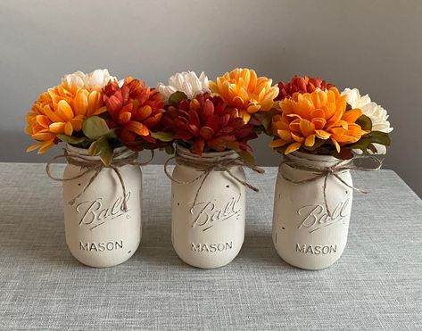 October Centerpieces, Mason Jar Fall Centerpieces, Mason Jar Fall Decor, Mason Jar Wedding Centerpieces, Fall Mason Jar Centerpieces, Soccer Banquet, Fall Floral Centerpieces, Banquet Centerpieces, Rustic Wedding Decor Diy