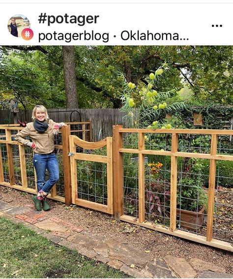 Fenced Vegetable Garden Design, Garden Enclosure Ideas, Backyard Raised Garden, Fenced Garden, Fenced Vegetable Garden, Cedar Garden, Fence Designs, Backyard Garden Layout, Future Garden