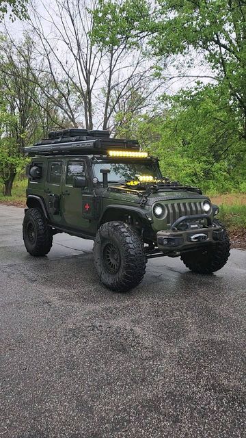 Jeep Wrangler Camping, Jeep Jku, Green Jeep, Custom Jeep Wrangler, 2016 Jeep Wrangler, Jeep Mods, Bug Out Vehicle, Dream Cars Jeep, 2016 Jeep