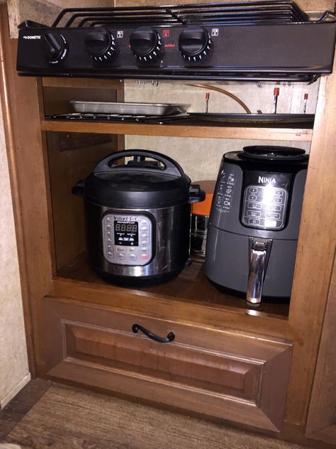 Removing the RV Stove and Creating a Cabinet – Camper Chronicles Diy Camper Kitchen, Camper Appliances, Redo Camper, Camper Essentials, Rv Oven, Rv Stove, Rv Kitchen Remodel, Camper Storage Ideas Travel Trailers, Camper Stove