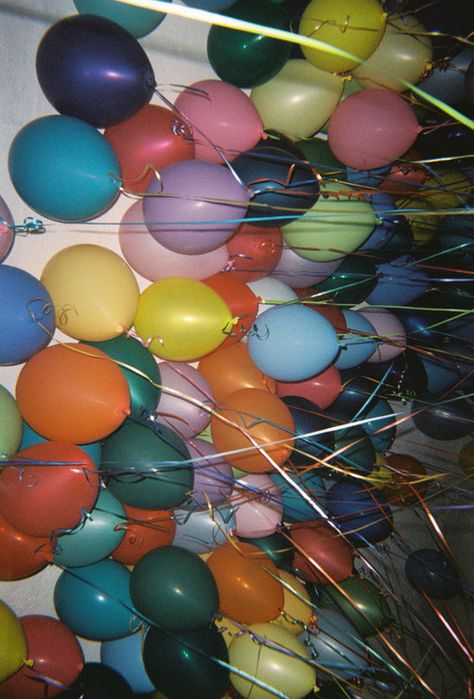 House Of Balloons, The Weeknd, 18th Birthday, Bday Party, Beautiful Quotes, Wall Collage, Party Time, Aesthetic Pictures, Mood Board