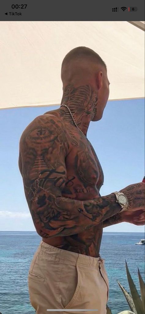 Masculine Men Tattoo, Half Body Tattoo Men, Guys With Sleeve Tattoos, Tattoed Guys Aesthetic, Hot Tattoo Guys, Back Tats Men, Chest Tats Men, Full Body Tattoo Man, Male Sleeve Tattoos