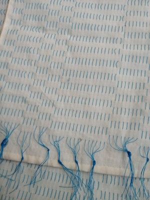 Woven Shibori, Shibori Tutorial, Shibori Textiles, Shibori Diy, Shibori Scarf, Fabric Dyeing Techniques, Wall Hanging Ideas, Shibori Designs, Diy Dye