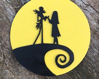 Nightmare Before Christmas Sign, Cubs Decor, Fall Pallet Signs, Wooden Halloween Signs, Fall Pallets, Jack Y Sally, Laser Crafts, Pumpkin King, Wood Cat