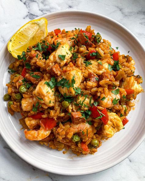 Prawn Paella, Chorizo Paella, Fried Rice, Meal Planning, Yummy Food, Ethnic Recipes, On Instagram, Instagram