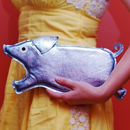 Pig Bag, Clothespin Bag, Glitter Fashion, Diy Bags Patterns, Diy Clothes Design, Wicker Bags, Blue Accessories, Patchwork Bags, Fabric Bags