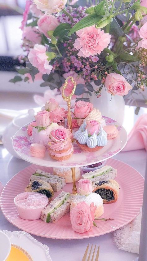 Marie Antoinette Cake, Food Savoury, Feminine Era, High Tea Food, Sweet Sixteen Birthday Party Ideas, Pilates Outfit, Outfit Links, High Tea Party, 100k Followers