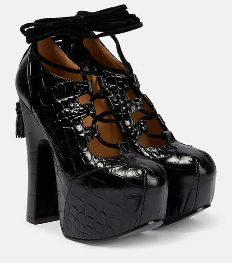 Platform Leather Pumps in Black - Vivienne Westwood | Mytheresa Vivienne Westwood Heels, Andrea Shoes, Punk Mode, Vivienne Westwood Shoes, Image Swag, Roger Vivier, Dolce E Gabbana, Heeled Loafers, Platform Pumps