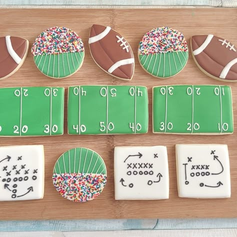 Feb 2023 Tailgate Birthday Party, Superbowl Cookies, Football Sugar Cookies, Super Bowl Cookies, Birthday Party Cookies, Happy Super Bowl Sunday, Football Treats, Football Cookies, Royal Icing Sugar