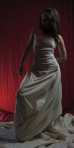 Stacey Draped in Linen I | Flickr - Photo Sharing! Drapery Drawing, Wrinkled Clothes, Fabric Drawing, Fabric Photography, Draping Fabric, Female Reference, Figure Reference, Figure Poses, Foto Art