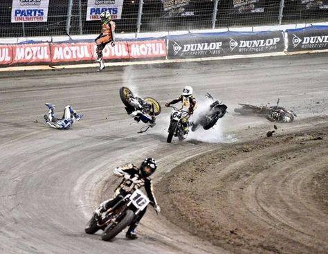 65 Pics and Memes to Help You Get Ready for the Weekend - Funny Gallery Three 6 Mafia, Flat Track Racing, Flat Track Motorcycle, Motorcycle Racers, Concept Motorcycles, Racing Photos, Dirt Track Racing, Dirt Track, Triumph Motorcycles