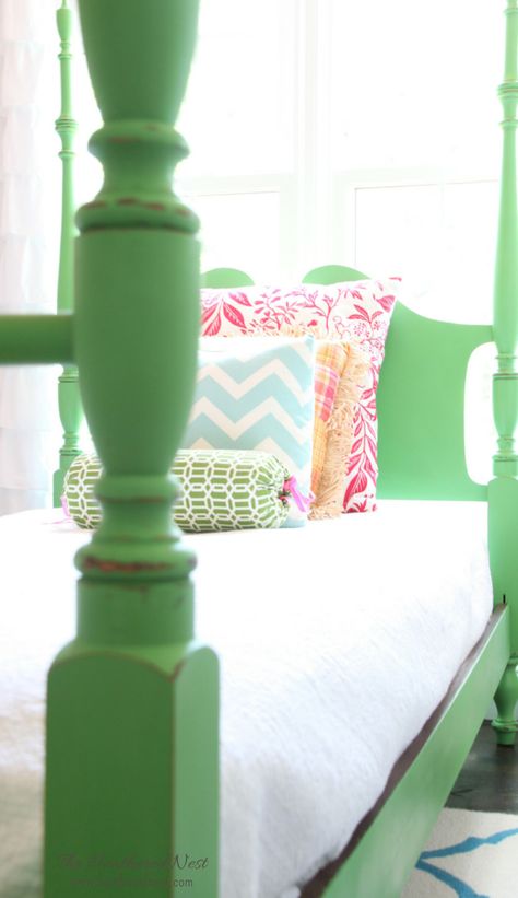 Heathered Nest's "hitchhiker" four poster bed makeover with Antibes Green chalk paint Antibes Green, Green Painted Furniture, Bed Makeover, Green Bed, Dress Room, Painted Beds, Green Furniture, Four Poster, Green Bedding