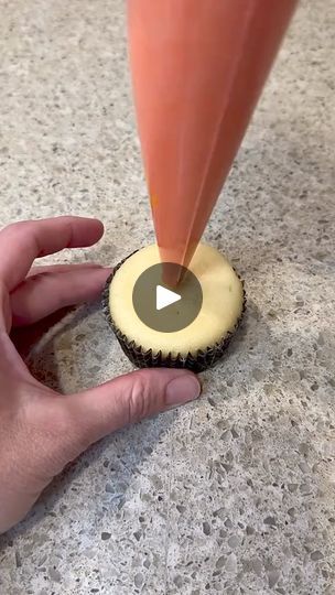 55K views · 521 reactions | Jack O’Lantern Cupcake #cupcake #halloween #halloweencupcakes #cupcakes #cake #jackolantern #sprinklesLinnea | Linnea | Paul Borgese and the Strawberry Traffic Jam · The Pumpkin Song (I Long to Be a Jack-O'-Lantern) Pi Song, Pi Day Pie, Burger Cupcakes, Candy Corn Cupcakes, Pumpkin Song, Egg Cupcakes, Spring Cupcakes, Balloon Cupcakes, Gold Cupcakes