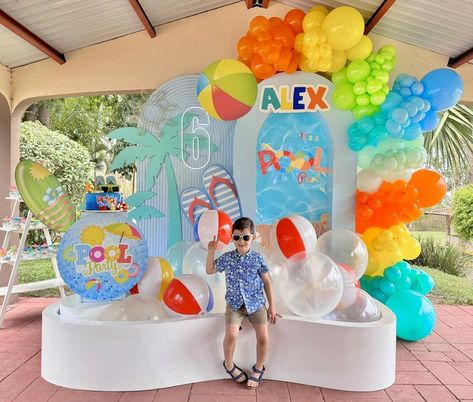 KM eventos Bday Decoration, Pool Party Kids, Splash Party, Birthday Plans, Pool Party Outfits, Birthday Planning, Pool Party, Birthday Decorations, Kids Party