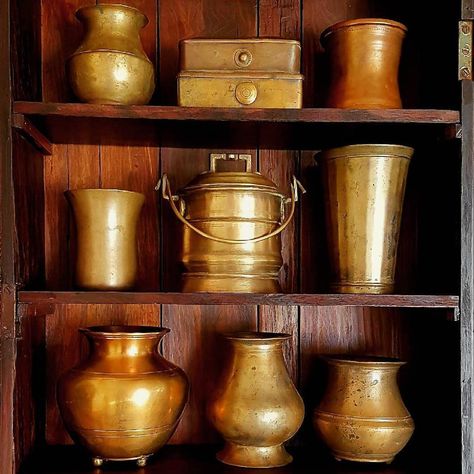 #Repost @indiantiquest • • • • • #tbt #throwbackthursday . Indian Antique Quest is an Antique Curio E-retailer founded with a vision to… Brass Kitchenware, Antique Vessels, Boho Traditional Decor, Vintage Wishlist, Indian Inspired Decor, Indian Antiques, Indian Room Decor, Traditional Kitchen Design, Vintage Kitchen Utensils