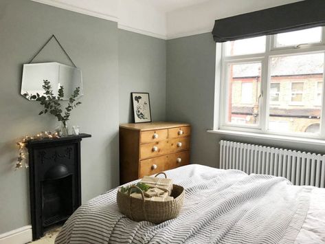 My bedroom update – Apartment Apothecary Edwardian House Bedroom Ideas, 1930s House Bedroom, Edwardian Bedroom Ideas, 1930 Interior, 1930s Bedroom, Edwardian Bedroom, Apartment Apothecary, Romantic Bedroom Decor, Victorian Bedroom