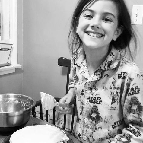 Official-Abby Ryder Fortson on Instagram: “Happy Thanksgiving everyone! So thankful for family, friends, school, reading and for following dreams! No matter where you are take a step…” Abby Ryder Fortson, Following Dreams, Thankful For Family, Happy Thanksgiving Everyone, Friends School, Carl Grimes, Girl Celebrities, School Reading, So Thankful