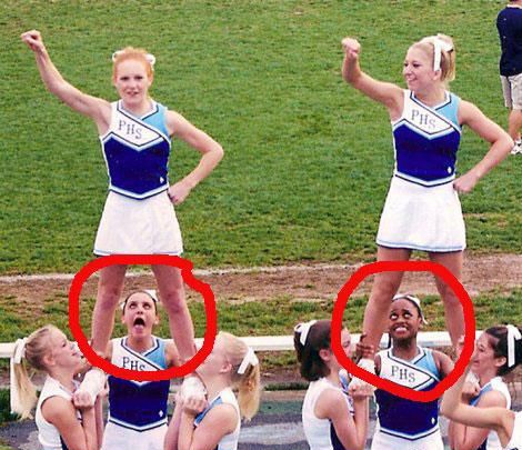 defffff be embarrassed.. Cheerleading Fails, Funny Cheerleader, American Funny Videos, Indian Funny, Funny Dog Photos, Funny News, Embarrassing Moments, Pentatonix, 웃긴 사진