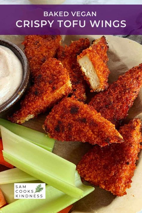 Finger licking delicious!! These baked crispy tofu wings are coated in the most indulgent sweet and spicy maple sriracha sauce! Easy to make and perfect for a game day snack, appetizer or meal! Tofu Wings, Sriracha Tofu, Maple Sriracha, Vegan Wings, Wfpb Recipes, Diy Treats, Crispy Tofu, Baked Tofu, Game Day Snacks