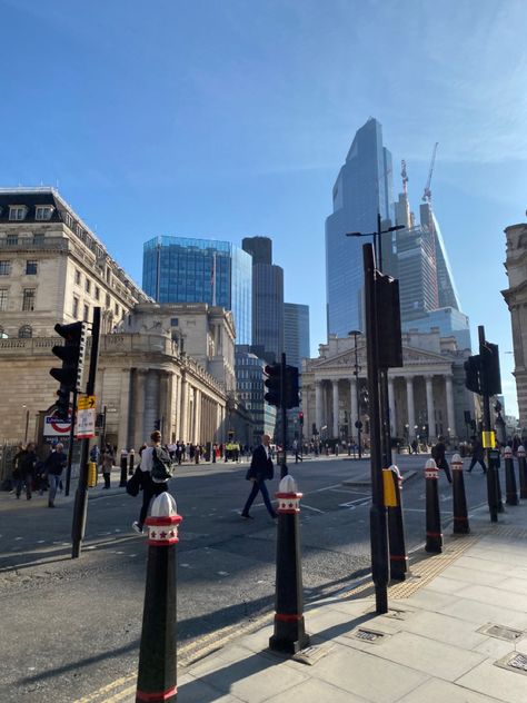 London Financial District, London Finance Aesthetic, London Corporate Girl Aesthetic, London Street Aesthetic, London Finance, London Girl Aesthetic, Finance Girl, Vision 2024, Aesthetic London