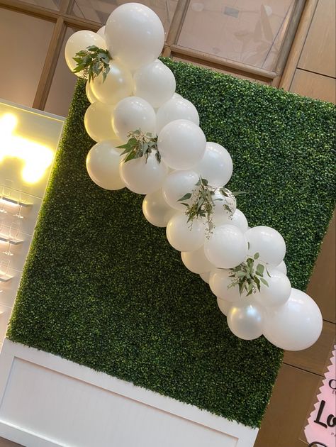 Diagonal Balloon Garland, Balloon Garland With Greenery, White Balloon Garland, White Balloons, Balloon Garland, Balloon Decorations, Balloons, White