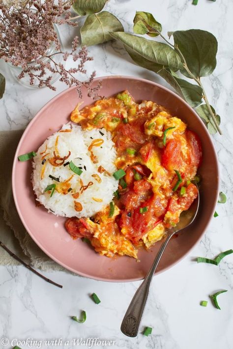 Chinese Egg Tomato Rice, Tomato Egg Rice, Egg Tomato Recipes, Eggs And Rice, Soft Scrambled Eggs, Egg Tomato, Tomato Egg, Egg Rice, Tuna And Egg