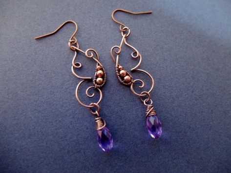 Elizabeth Schultz's Butterfly Swirly Wire Earrings | Contemporary Wire Jewelry Weaving Wire, Jewelry Making Patterns, Wire Wrapping Jewelry, Twist Jewelry, Earring Styles, Wrapping Jewelry, Wire Jewelry Making, Woven Ring, Chain Nose Pliers