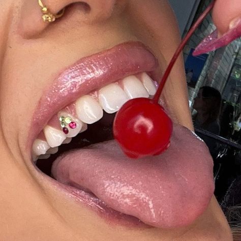 Cherry Tooth Gem, Flower Tooth Gem, Bottom Tooth Gem, Tooth Gem Designs, Teeth Gems Diy, Teeth Gems, Pretty Teeth, Dental Jewelry, Grillz Teeth