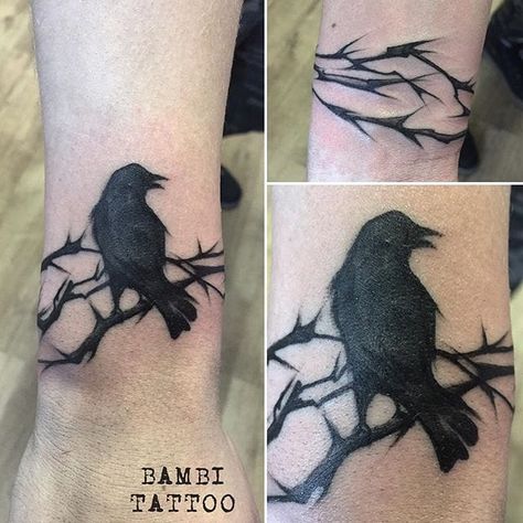 Bambi Tattoo, Rabe Tattoo, Barbed Wire Tattoos, Reborn Anime, Blackwork Tattoos, Crow Tattoo, Raven Tattoo, Geniale Tattoos, Arm Band Tattoo