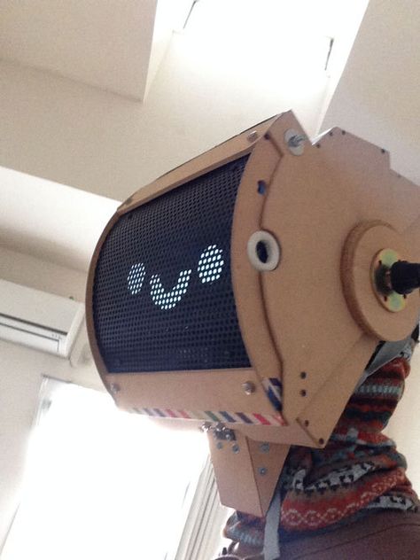 How To Make A Tv Head Out Of Cardboard, Cardboard Tv Head, Anime Props, Tv Heads, Inside Out2, Object Head, Photobooth Ideas, Drawing Characters, Object Heads