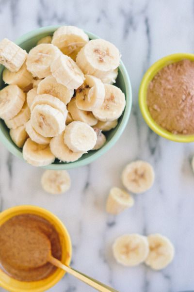 The ingredients: http://www.stylemepretty.com/living/2015/06/17/three-ingredient-banana-ice-cream/ | Recipe: Proper - http://theproperblog.com/ Banana Photography, Banana Food, Banana Benefits, Mochi Ice Cream, Raspberry Ice Cream, Banana Slices, Pumpkin Ice Cream, Banana Ice Cream, Banana Slice