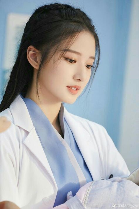 Chen Hsin Wei, Medical Student Outfit, Breast Firming Exercises, China Movie, Dr World, Girls Planet 999, Medical Student Motivation, Quotes Celebrities, Doctor Outfit