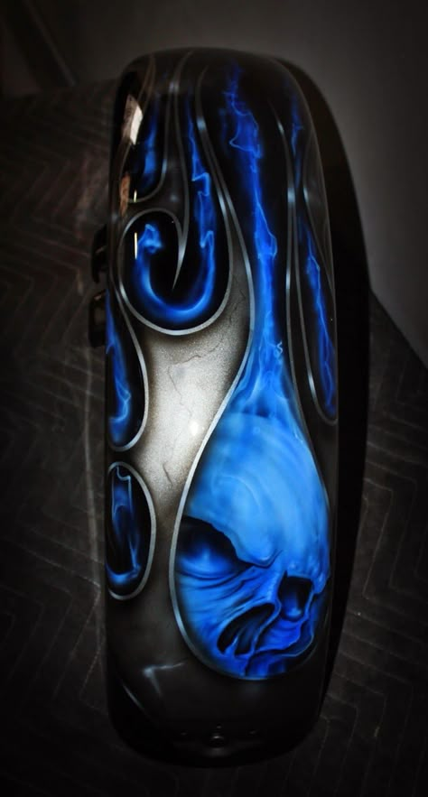 Harley Davidson custom paint shop, Airbrushing.Motorcycle custom paint Harley Davidson Custom Paint, Gas Tank Paint, Motorcycle Art Painting, Custom Motorcycle Paint Jobs, Kustom Paint, Motorcycle Custom, Custom Paint Motorcycle, Paint Blue, Motorcycle Paint Jobs