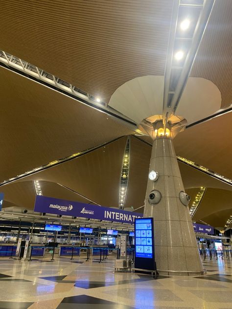 Malaysian Aesthetic, Malaysia Airport, Manila Airport, Kisho Kurokawa, Gas Work, Vacay Spots, Kuala Lumpur International Airport, Kuala Lumpur City, Airport Aesthetic