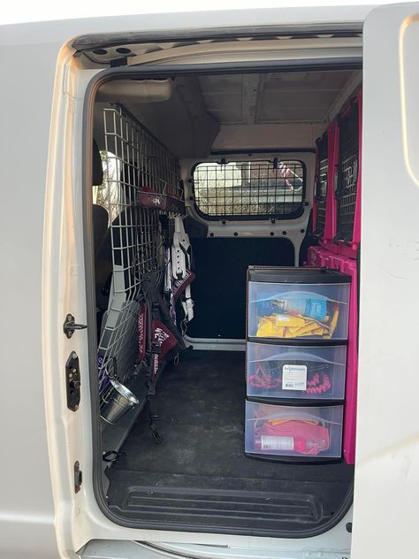 Dog Car Setup, Dog Kennel Car Set Up, Car Set Up For Dog, Aesthetic Dog Cage, Truck Bed Dog Kennel, Car Dog Crate, Dog Transport, Puppy Checklist, Dog Essentials