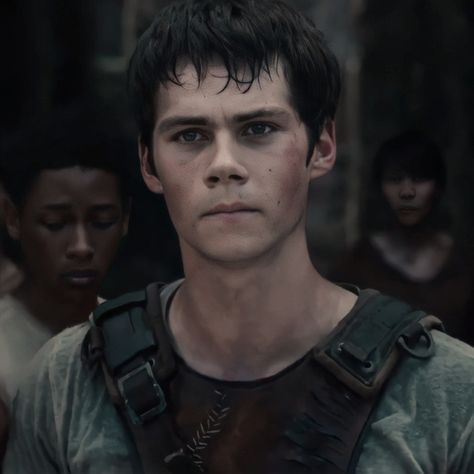 #Icon #MazeRunner Here Me Out Characters Men, The Maze Runner Pictures, Thomas Maze Runner Pictures, Maze Runner Aesthetic Icons, Thomas Maze Runner Icon, Winston Maze Runner, Dylan Obrien Maze Runner, Dylan Maze Runner, Thomas Maze Runner Aesthetic