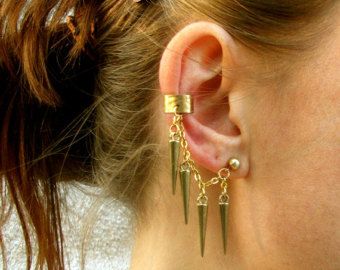 Goldie Spike Ear Cuff  / Free US Shiping Spike Ear Cuff, Spike Ball, Diy Festival, Custom Birthstone Ring, Ball Jewelry, Gold Ear Cuff, Spike Earrings, Silver Ear Cuff, Festival Accessories