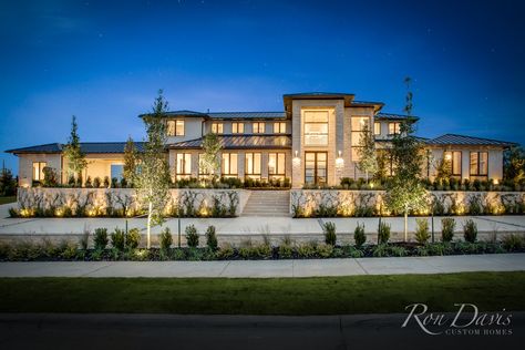 Big Modern Houses, Hill Country Homes, Luxury Houses Mansions, Stucco Homes, Dream Mansion, Frisco Texas, Modern House Facades, Architecture Model House, Modern Mansion